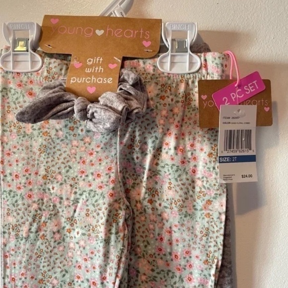 Girls 2 set of leggings with hair tie size 2T - Picture 2 of 5